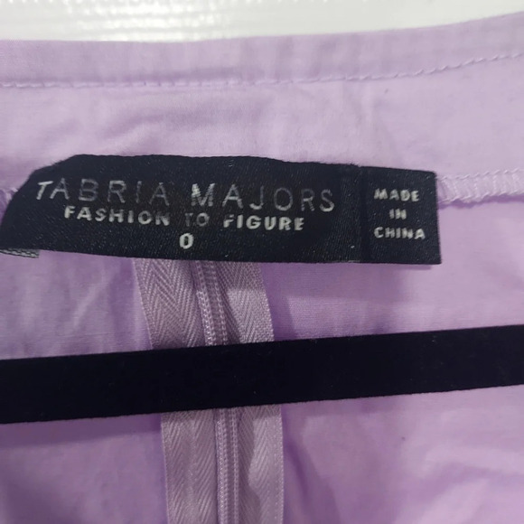 NWOT Tabria Majors Fashion to Figure Lavender 'Confidentail' Crop Top in… - Picture 3 of 8